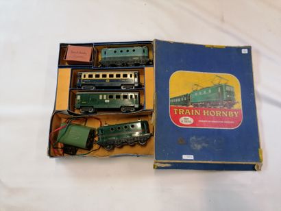null HORNBY set with 2 locomotives and 2 cars (without guarantee of operation)