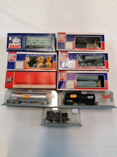 null JOUEF Lot of 9 cars in boxes (without guarantee of functioning)