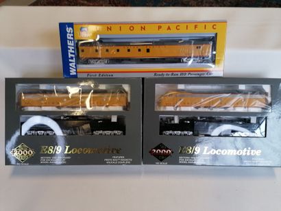 null PROTO SERIES 2 locomotives E8/9 Union Pacific on y joint un fourgon Walthers...