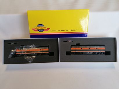 GENESIS Set of 2 F3A-F3B Great Northern locomotives...