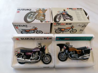 null Lot de deux reproductions motos en métal moyen format : SUZUKI 750 et HONDA...