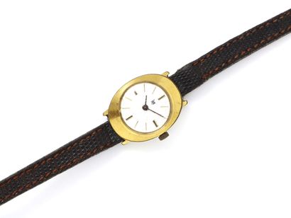 null LIP

Ladies' wristwatch in gold-plated metal, satin-finished silver dial with...