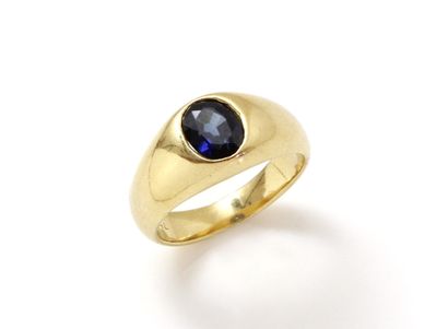 null Ring of small finger in gold 750 thousandths, decorated with a faceted oval...