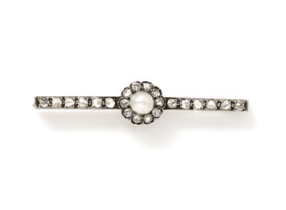 null Broche barrette en or gris 750 et argent 800 millièmes, centrée d'un motif de...