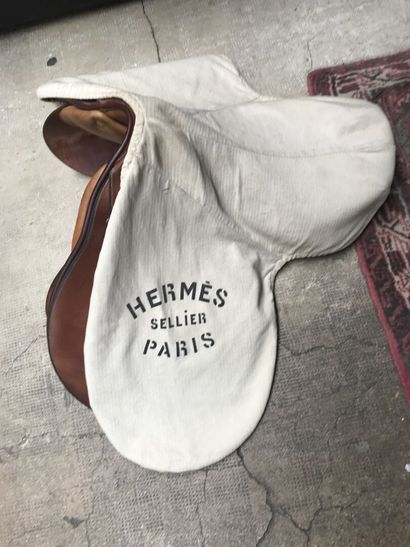 null HERMES, selle de polo. Fait sur mesure par Hermès Paris, cuir véritable avec...