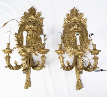 A pair of wall sconces in gilt bronze Louis...