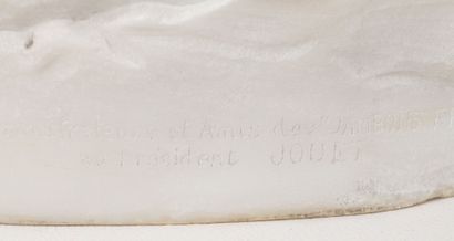 null E.AIZELIN " Nymphe de Diane" marbre, signé sur le socle "F.Barbedienne", dédicace...