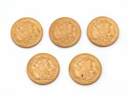 null Lot in 750 thousandths gold, consisting of 5 George V sovereigns dated 1912.
Weight:...