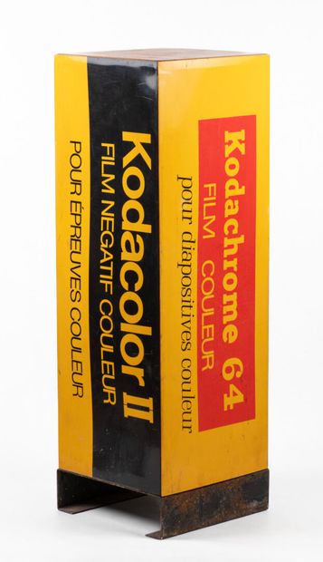 null Borne publicitaire pour Kodak en plexiglas et pieds métal H 100 cm