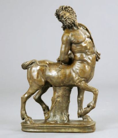 Chiurazzi (XIXème - XXème) Centaure - bronze à patine mordorée signé sur un cartouche...