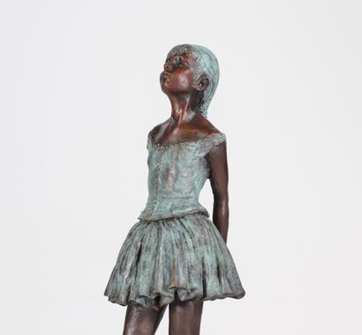 Edgar Degas (d’après). « La petite danseuse de quatorze ans ». Bronze à deux patines... Gazette Drouot