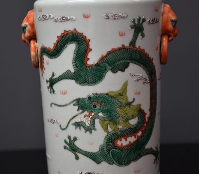 null CHINESE PORCELAIN VASE WITH DRAGON H 24 CM