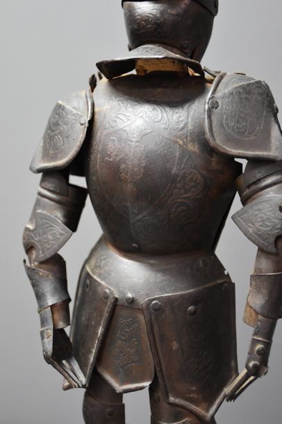 null MASTER ARMOR MIDDLE XIX TH CENTURY WITH CHISEL DECORS