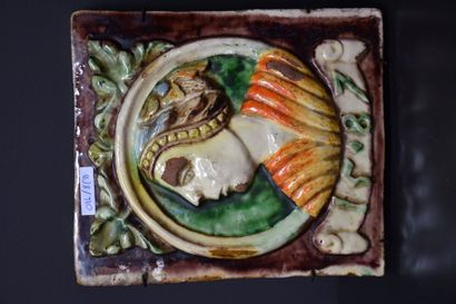 null LOT OF 3 RENAISSANCE CERAMIC PLATES WITH RELIEF PROFILES AND A CALVAIRE

16...