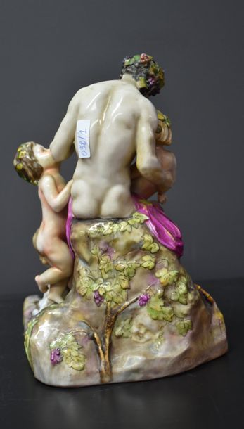 null CAPODIMONTE PORCELAIN GROUP LATE 19TH CENTURY. BACCHUS AND HIS CHILDREN HT 26...