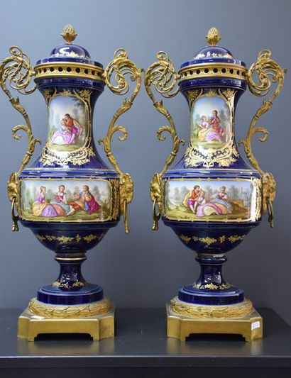 null PAIR OF VASES IN PORCELAIN OF SEVRES AND GILT BRONZE WITH DOUBLE DECORATION...