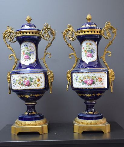 null PAIR OF VASES IN PORCELAIN OF SEVRES AND GILT BRONZE WITH DOUBLE DECORATION...