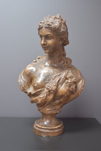 null BUST OF COURTESAN WITH DENUDEE CHEST. TERRACOTTA . EARLY 19 TH CENTURY. HT 60...