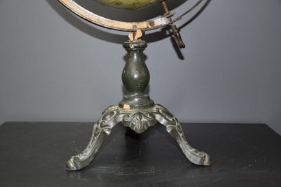 null A MAPPEMONDE NAPOLEON III CAST IRON (ACCIDENTS TO THE FOOT AND GLOBE) HT 70...