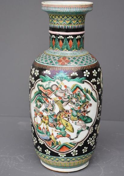 null CHINA PORCELAIN VASE WITH DOUBLE DECORATIONS OF SAGES AND WARRIORS HEIGHT 46...
