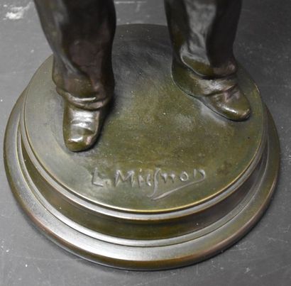 Léon MIGNON Léon Mignon (1847-1898). Bronze "Le fort des Halles". Ht 45 cm.