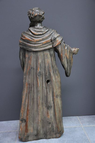 null Carved baroque wood, Saint with a robe. (accidents and losses).