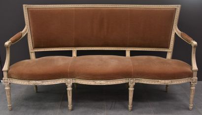 null Louis XVI period 3-seater bench in white lacquered wood. Dimensions: Length:...