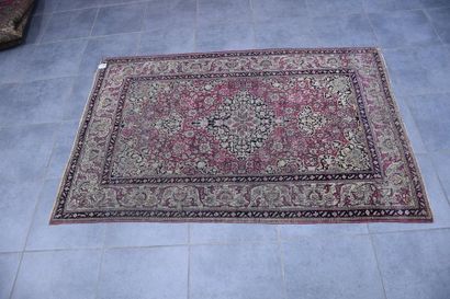 Oriental carpet XIX th silk and wool. Length...