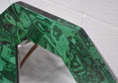 null Miroir art déco en malachite. Ht 89 cm, Largeur 75 cm .