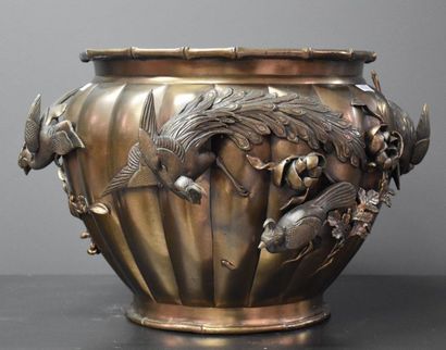 Japanese bronze flowerpot decorated with...