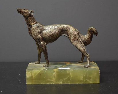 null Greyhound in silver plated bronze on onyx base (splinter at the base, a nut...