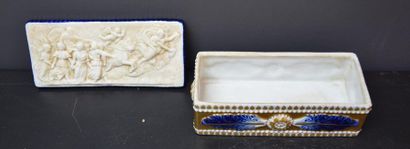 null Porcelain box circa 1920 with antique decoration in relief . Ht 15 cm ; Length...
