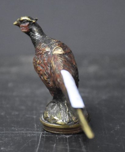 null Bronze pheasant from Vienna making cork. Ht 4,5 cm ; Length 10 cm .
