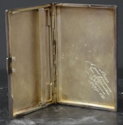 null Silver cigarette case enamelled with gay erotic decoration circa 1960. Dedicated...