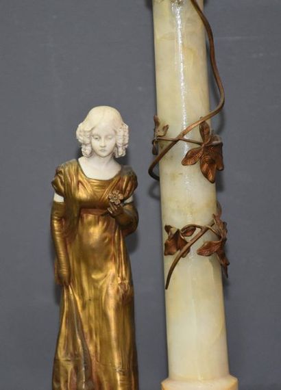null Art nouveau alabaster lamp about elegant chryselephantine . Small gluing at...