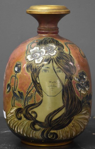 null Art nouveau porcelain vase from the Turn Teplitz factory with an elegant art...