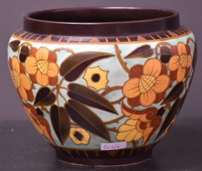 null Hide - pot Boch Keramis . D 1847 decorated with chestnut leaves . Ht 18 cm,...