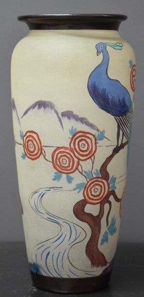 null Vase out of painted glass with peacock decoration of the manufacture of Scailmont...