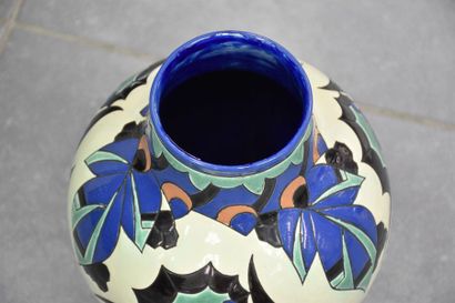 null Jules Chaput. Vase boch keramis. Unique piece in cracked enamel. Imaginary geometric...