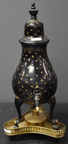 null Samovar early 19th century black and gold lacquered. Ht 41 cm .