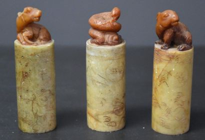 null Set of 3 Chinese seals in hard stone surmounted by animals (buffalo, snake and...