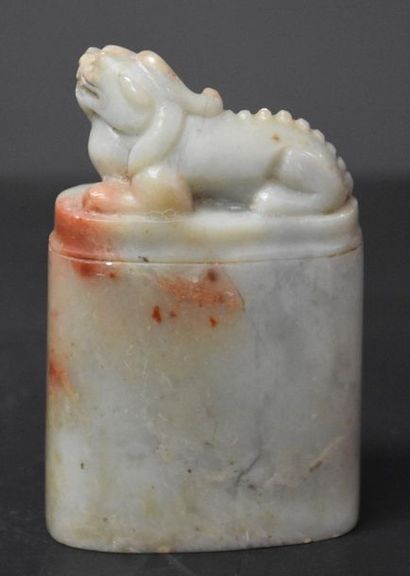 null Chinese hard stone seal with a carved dragon on top. Ht 10 cm .