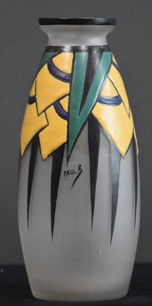null Paul Bernard Gobena.装饰艺术风格的珐琅玻璃花瓶，带有几何装饰。高21厘米