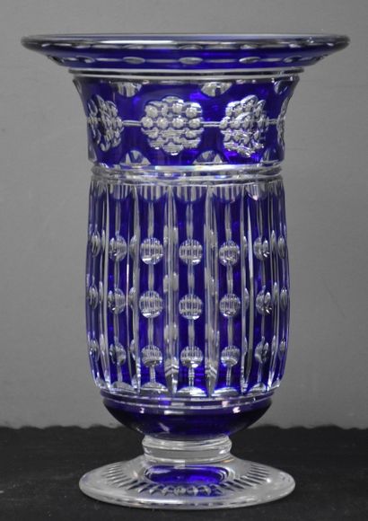 null Vase art déco en cristal taillé du Val-Saint-Lambert, modèle Antar, Joseph Simon...