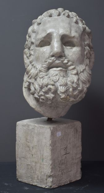 null Plaster the workshop at the end of the 19th century. Bust of a bearded man in...