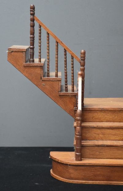 null Wooden master staircase, study work around 1950. Ht 33cm. Length 40 cm.