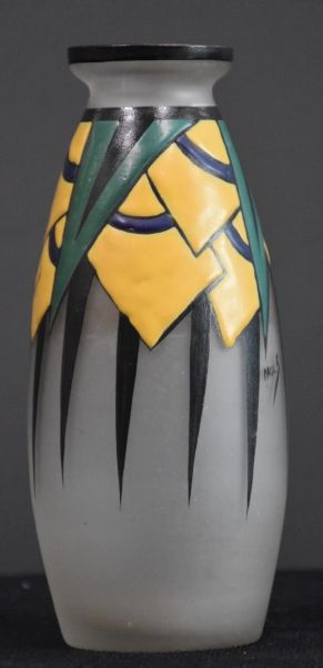 null Paul Bernard Gobena. Vase en verre émaillé art déco à décor géométrique. Ht...