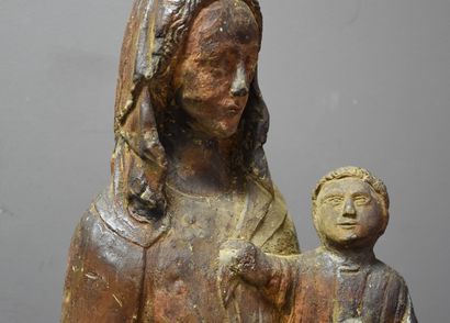 null Rare sculpture gothique "Vierge à l'enfant en terre crue" XV ème siècle. ( anciennes...