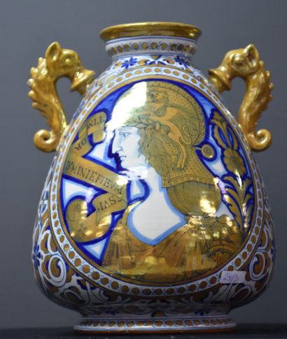 null Italian Cantagalli earthenware vase with renaissance decoration in copper oxide....