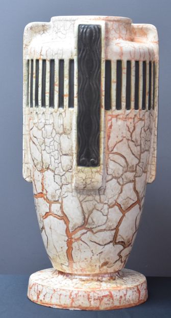 null Large art deco vase in glazed earthenware trompe l'oeil of fake marble. Ht 51...